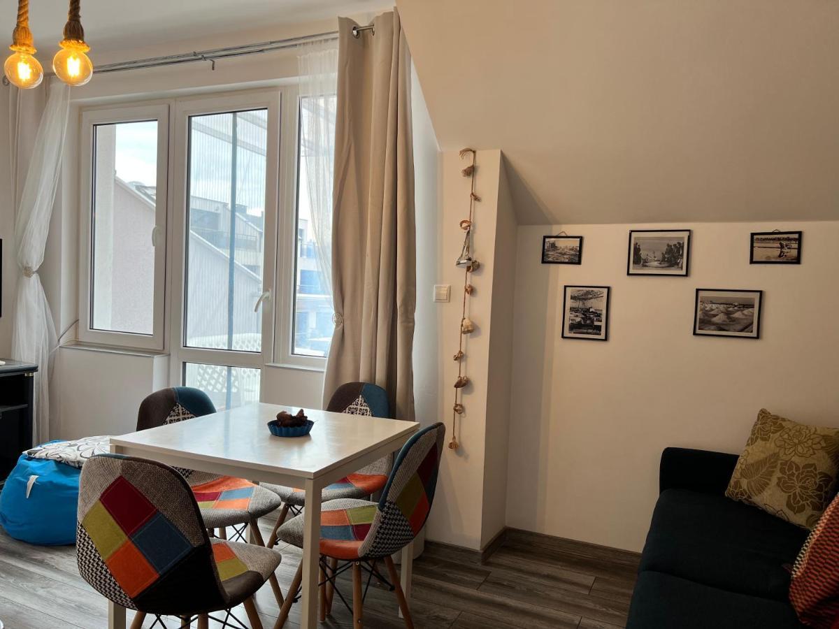 Milos Apartments Pomorie Exterior photo